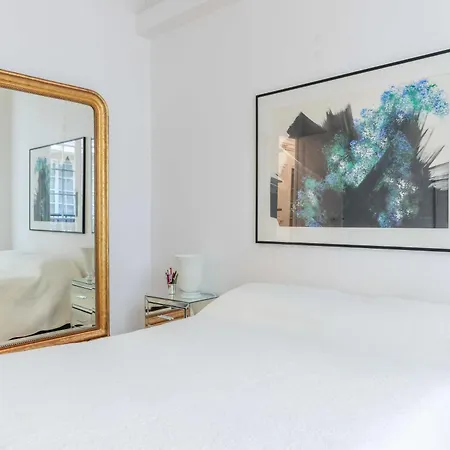 Apartment Lovely Near Le Bon Marche Paris